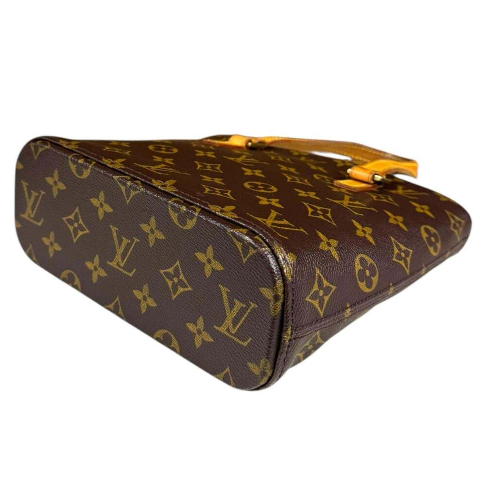 LOUIS VUITTON Brown Monogram Canvas Bag - Picture 6 of 11